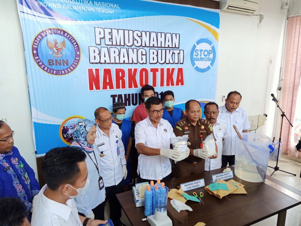 Keluarga dan Kurir Dijamin Bos Besar