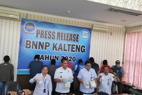 Kegiatan Press Release Pengungkapan Pelaku Tindak Pidana Antar Provinsi Oleh BNNP Kalteng dengan BB 3,040 KG