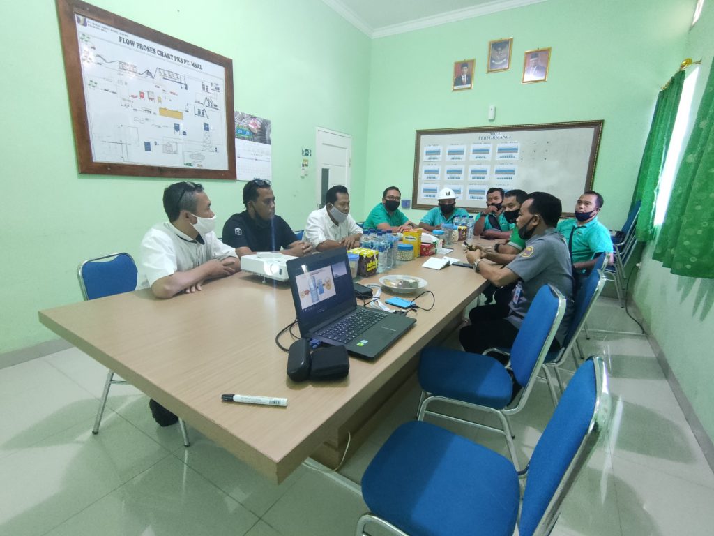 BNNP Kalteng Melaksanakan Sosialisasi bahaya narkoba dan Test urine Bagi Karyawan di PT. Mulya Sawit Agro Lestari