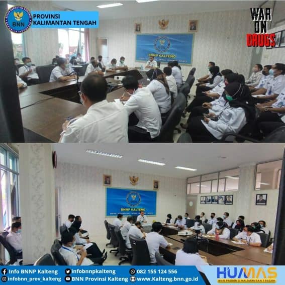 Kepala BNNP Kalteng memberi arahan kepada Pejabat Administrator, Pejabat Pengawas dan Pejabat Fungsional pada Apel Pagi Konsep Otomatis
