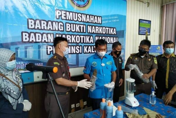 Kepala BNNP Kalteng mengikuti Upacara Virtual Peringatan HUT Bhayangkara ke-75