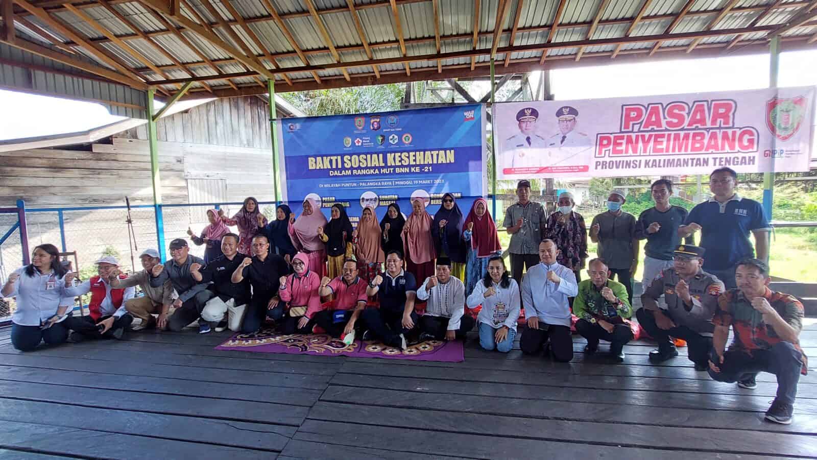 Semarak HUT BNN RI yang Ke-21, BNNP Kalteng Gelar Bakti Sosial Kesehatan di Kampung Puntun Semarak HUT BNN RI yang Ke-21, BNNP Kalteng Gelar Bakti Sosial Kesehatan di Kampung Puntun